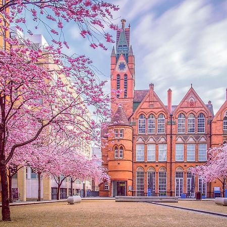 Two Bedroom Apartment - En Suites - Smart Tv'S - Wifi - Netflix - Bearwood 伯明翰 外观 照片